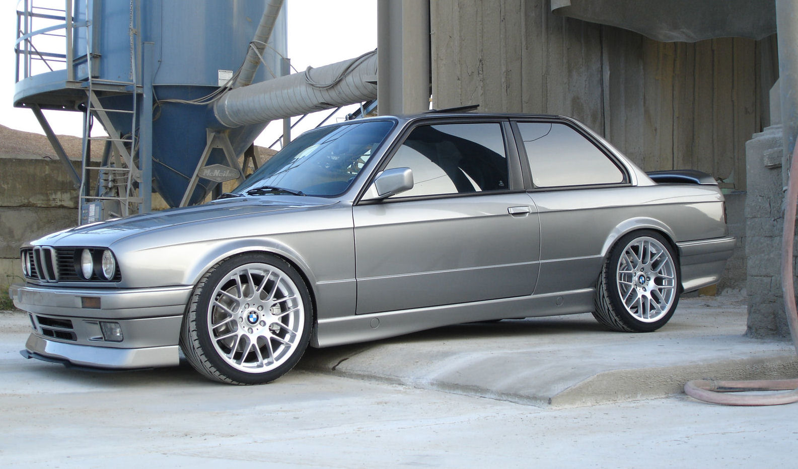 bmw-325.jpg