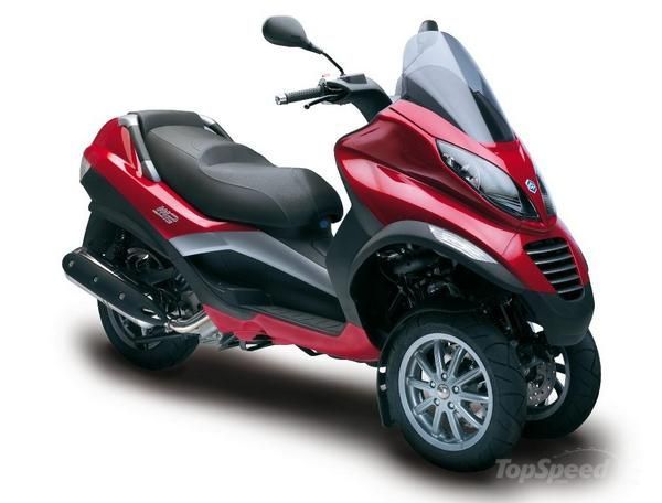 2012-piaggio-mp3-400-4_600x0w.jpg